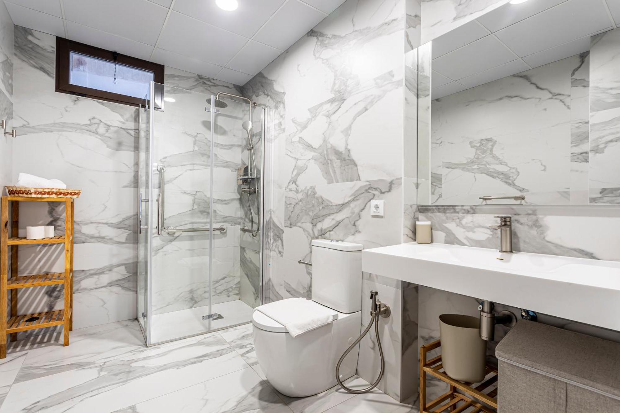 Apartamento De Estilo Moderno Hasta 5 Pax Valence Extérieur photo